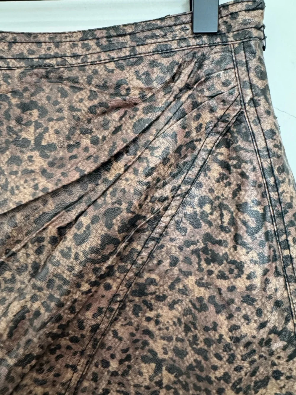 Free People Fake Out Leopard‎ Print Faux Wrap Mini Skirt 6 Vegan Indie Sleaze